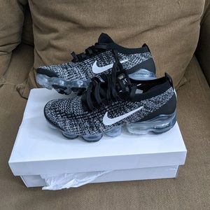 Women’s vapor max